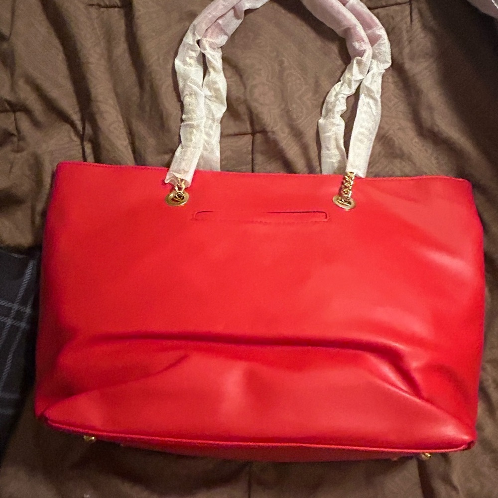 Christian lacroxi quilted tote - Picture 3 of 10